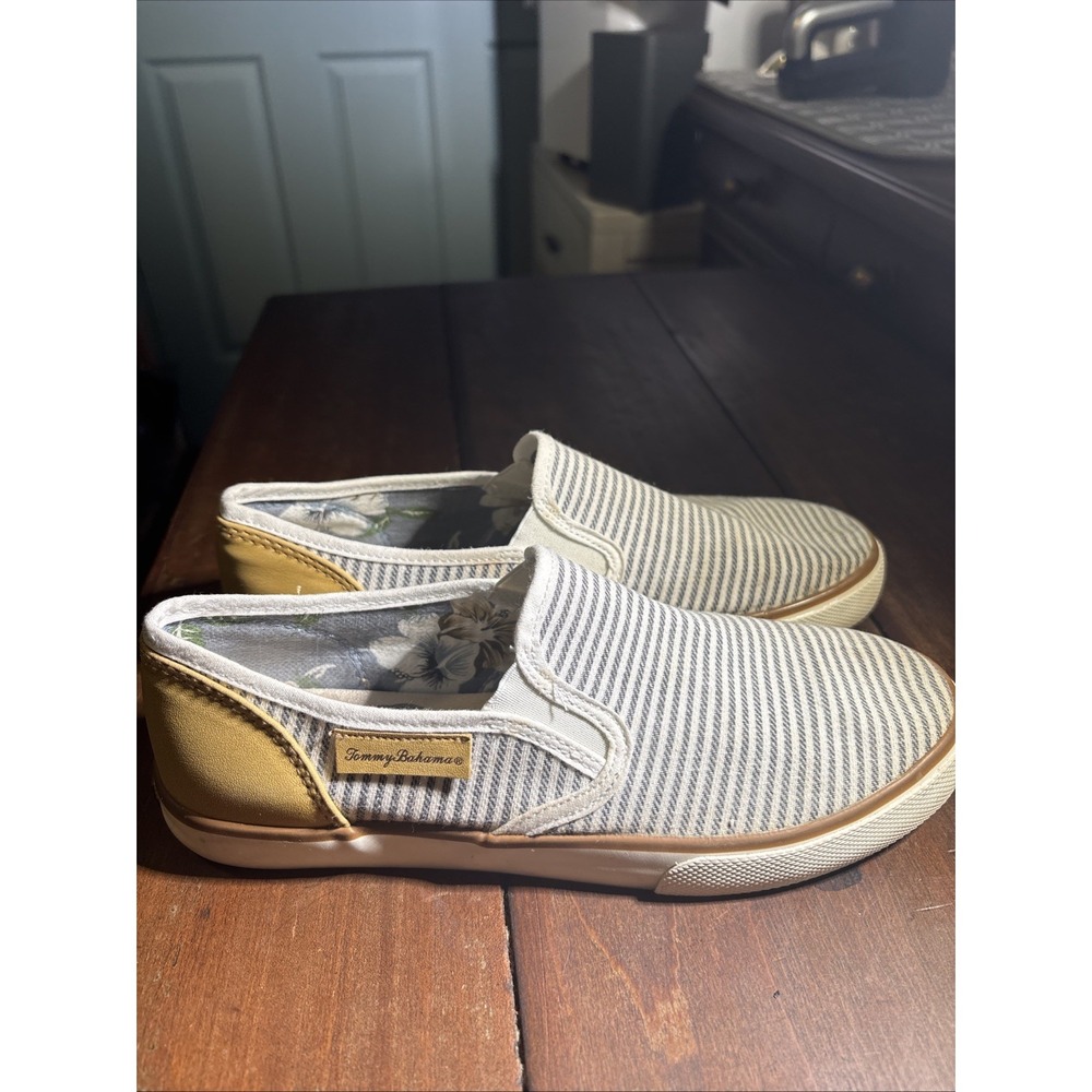 Tommy Bahama Sailor Loafer Striped Canvas Flats Slip On  Sneakers Women's 8